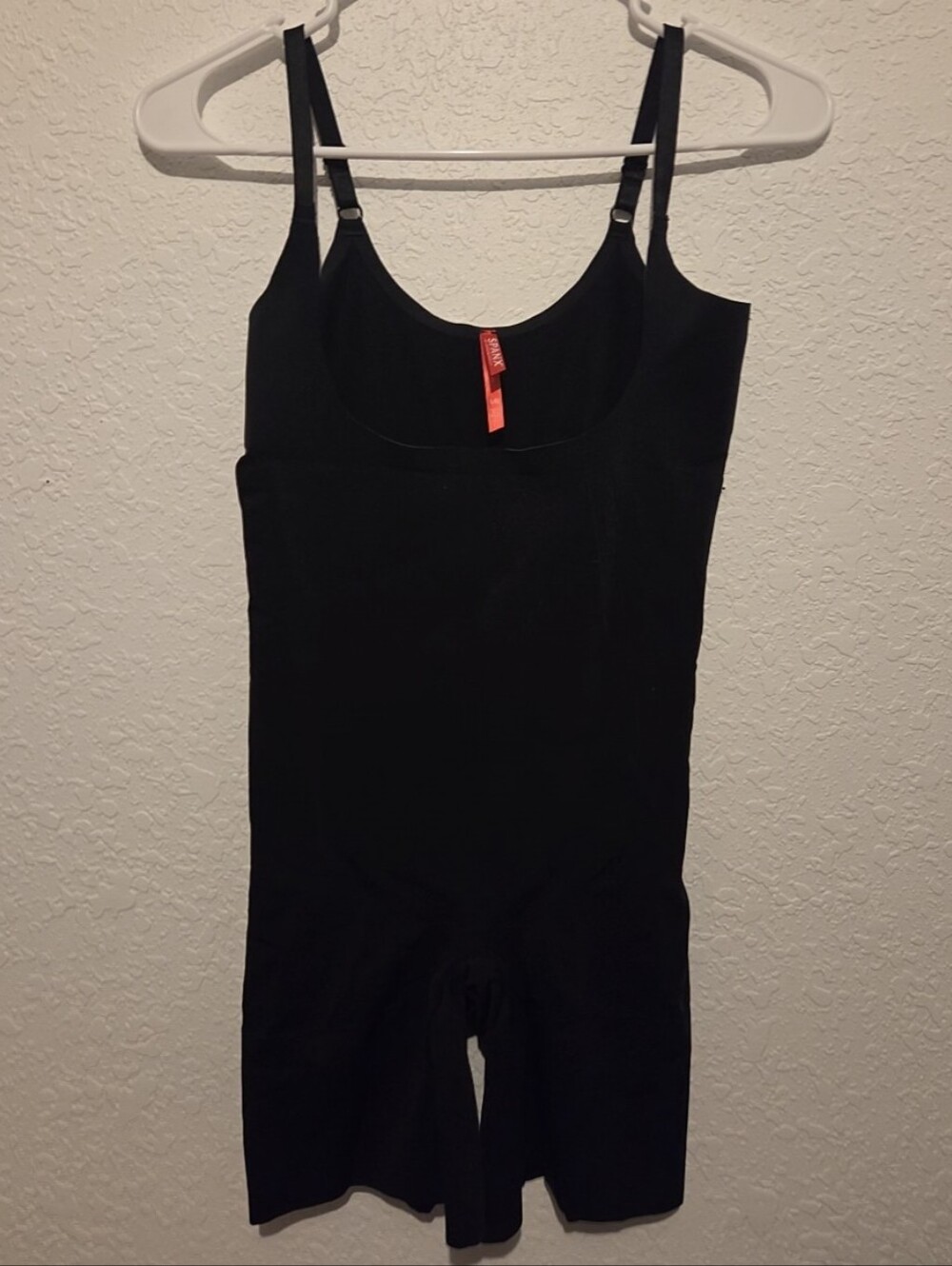 Spanx OnCore Sculpting Open Bust Mid Thigh Bodysuit in Very Black - Size L - Picture 3 of 6